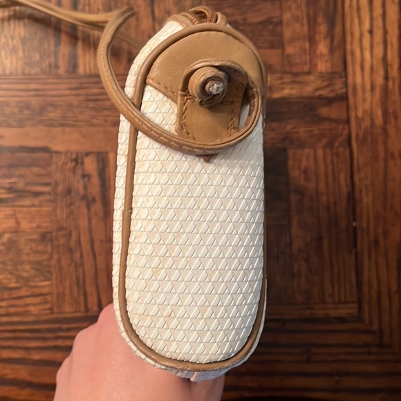 Vintage Liz Claiborne white purse - Picture 5 of 7